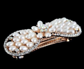 Diamante & Pearl Bow French Clip (£1.40 Each)