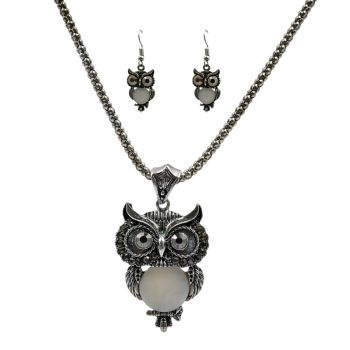 Venetti Owl Necklace & Earrings Set 