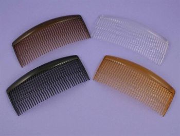 Assorted Large Plain Combs ) (20p Per Bag; 10p Per Comb)