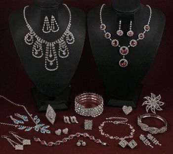 Diamante Jewellery Offer (£200 worth + free boxes & busts)