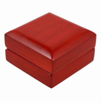 Red Mahogany Glossy Wood Earring Box (£2.95 Each)