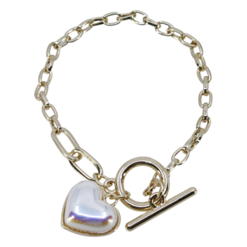 Gold or Rhodium colour plated t bar bracelet decorated with a imitation pearl heart.
