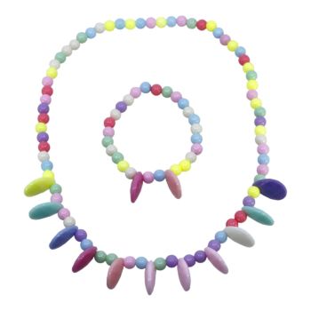 Girls elasticated, acrylic bead necklace and bracelet set.
