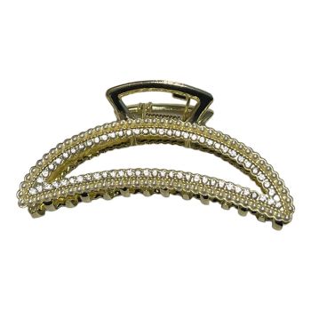 Quality gold colour plated metal clamp encrusted with one row of genuine crystal stones and one row of imitation pearls .

Sold as a pack of 3 .

Size approx 8 cm