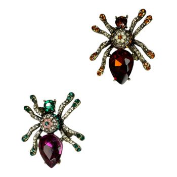 Venetti Collection diamante spider brooch with genuine crystal stones. 

Available in Topaz multi or Emerald anf Fuchsia tone.

Sold as a pack of 3 per colour or 4 assorted .

size approx 4.5 x 3 cm