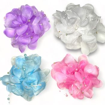 Large size Hair flowers on a concord clip with imitation pearls and ab crystal stones on silky cord .

Can also be worn as a brooch with brooch pin.

Avilable in White, Baby Blue ,Lilac and baby pink . 

Sold as a pack of 3 per colour or 4 assorted 