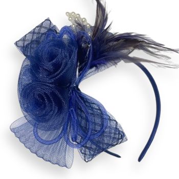 Assorted Ladies Bow fascinator with rosets ,with feather trim and pearl detail  on a satin headband .

Availabe in cream ,silver Grey , Navy and emerald Green .

Sold as a pack of 3 per colour or 4 assorted 

size of Bow approx 23 x26 cm 