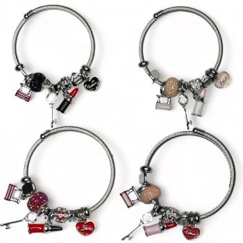 Ladies Rhodium colour plated bangle with assorted charms and beads including an enamelled lipstick ,heart and handbag .

Available inBlack /Red , Red/Black ,Baby Pink /Red and Baby Pink / White .

Sold as a pack of 3 per colour or 4 assorted .

One 