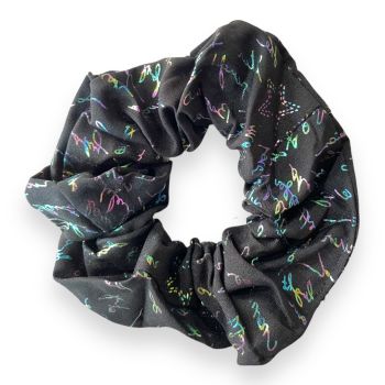 Black Silky scrunchies with a rainbow foil print in a scribble design .

Suitable for girls or ladies .

Sold as a pack of 12 .

size approx 12 cm in circumference .